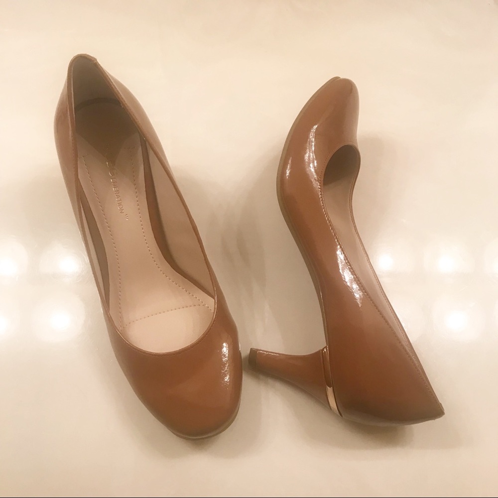 BCBGeneration Caramel Brown Heels - Size 7